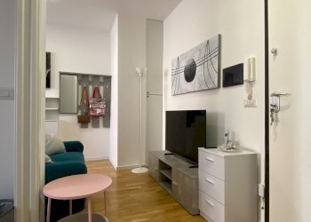 VARIE - Bilocale VIA MOSSOTTI
 
2, Milano - foto 3