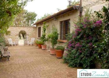 Foto 9 - Rustico rimembranze
 
22, Amelia - foto 9