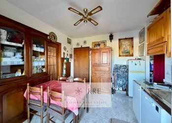 Foto 2 - Trilocale via Valle d' Aosta, Albenga - foto 2