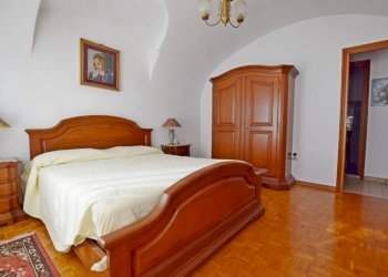 Camera da letto - Rustico via Colle di Nava, 55, Magliano Alpi - foto 9