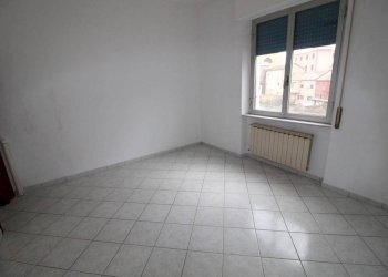 Camera da letto - Trilocale via Gaspare Murtola, Genova (zona Prà) - foto 11