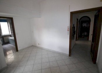 Camera da letto - Trilocale via Gaspare Murtola, Genova (zona Prà) - foto 13