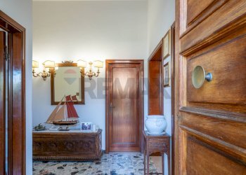 Hall / corridoio - Villa via Aretino Spinello
 
4, Pisa - foto 11