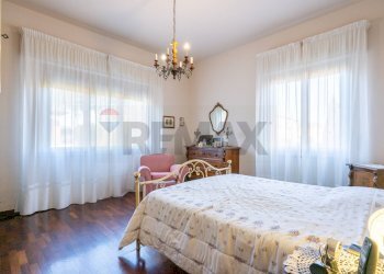 Camera / camera da letto - Villa via Aretino Spinello
 
4, Pisa - foto 25