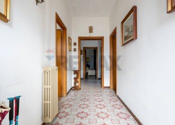 Hall / corridoio - Villa Bifamiliare San Giuliano Terme - foto 3