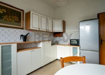 Cucina - Villa Bifamiliare San Giuliano Terme - foto 8