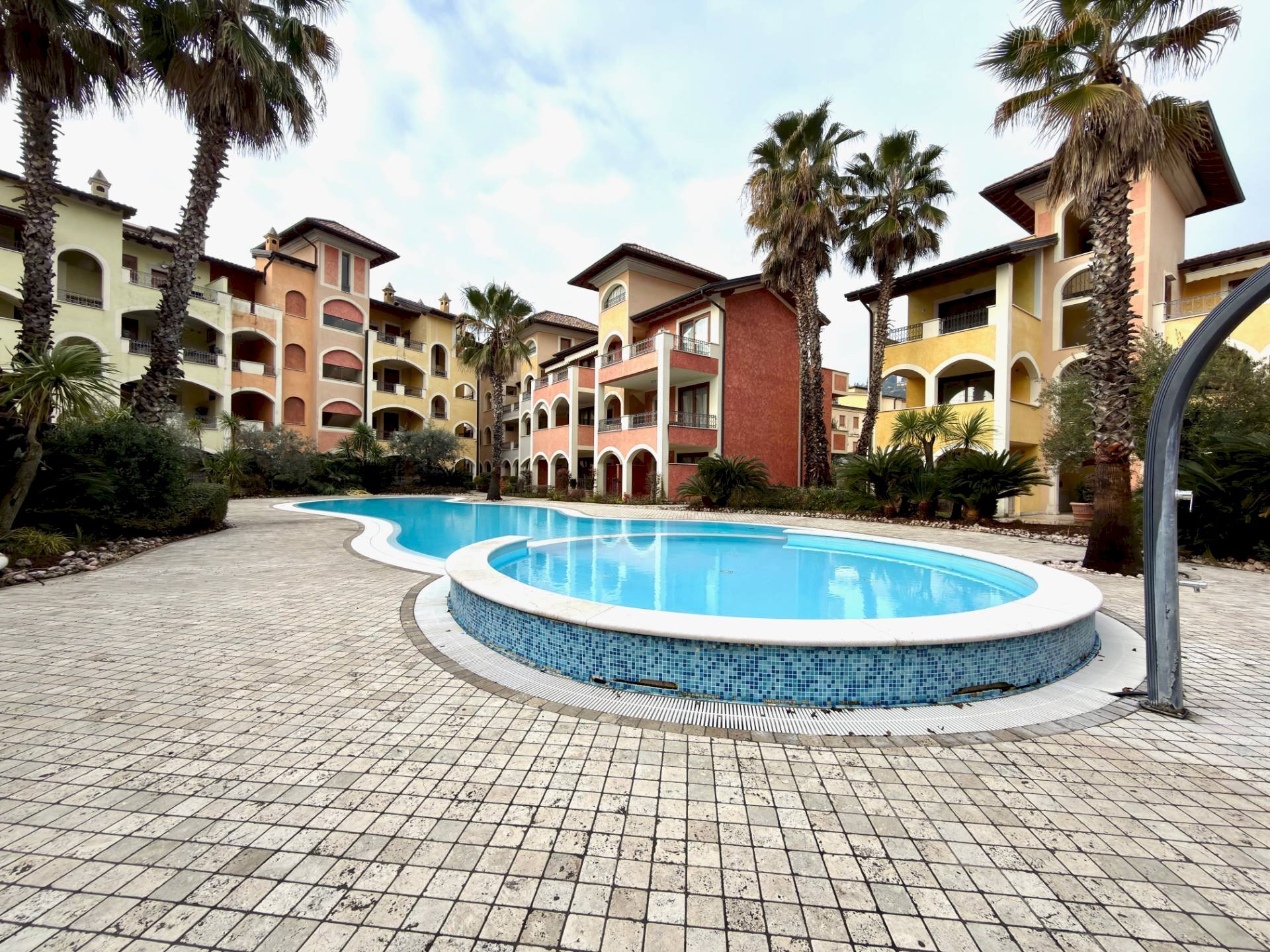 Foto 1 - Trilocale Lungolago Zanardelli
 
36, Toscolano-Maderno - foto 1