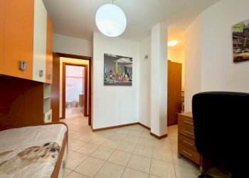 Foto 17 - Trilocale Lungolago Zanardelli
 
36, Toscolano-Maderno - foto 17