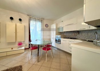 Foto 5 - Trilocale Lungolago Zanardelli
 
32, Toscolano-Maderno - foto 5