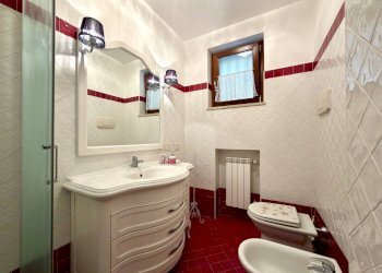 Foto 32 - Trilocale Lungolago Giuseppe Zanardelli
 
36, Toscolano-Maderno - foto 32