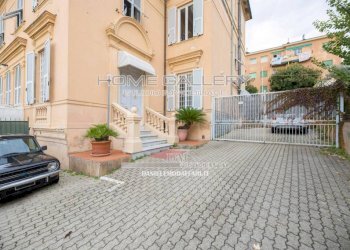 Posto macchina - Bilocale Genova (zona Quarto) - foto 40