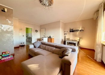 Salone - Quadrilocale via Ferruccio Valobra, 204, Carmagnola - foto 7