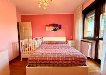 Camera da letto - Quadrilocale via Ferruccio Valobra, 204, Carmagnola - foto 25