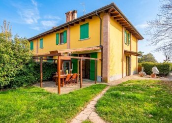 Facciata - Villa a Schiera San Giovanni in Persiceto - foto 2