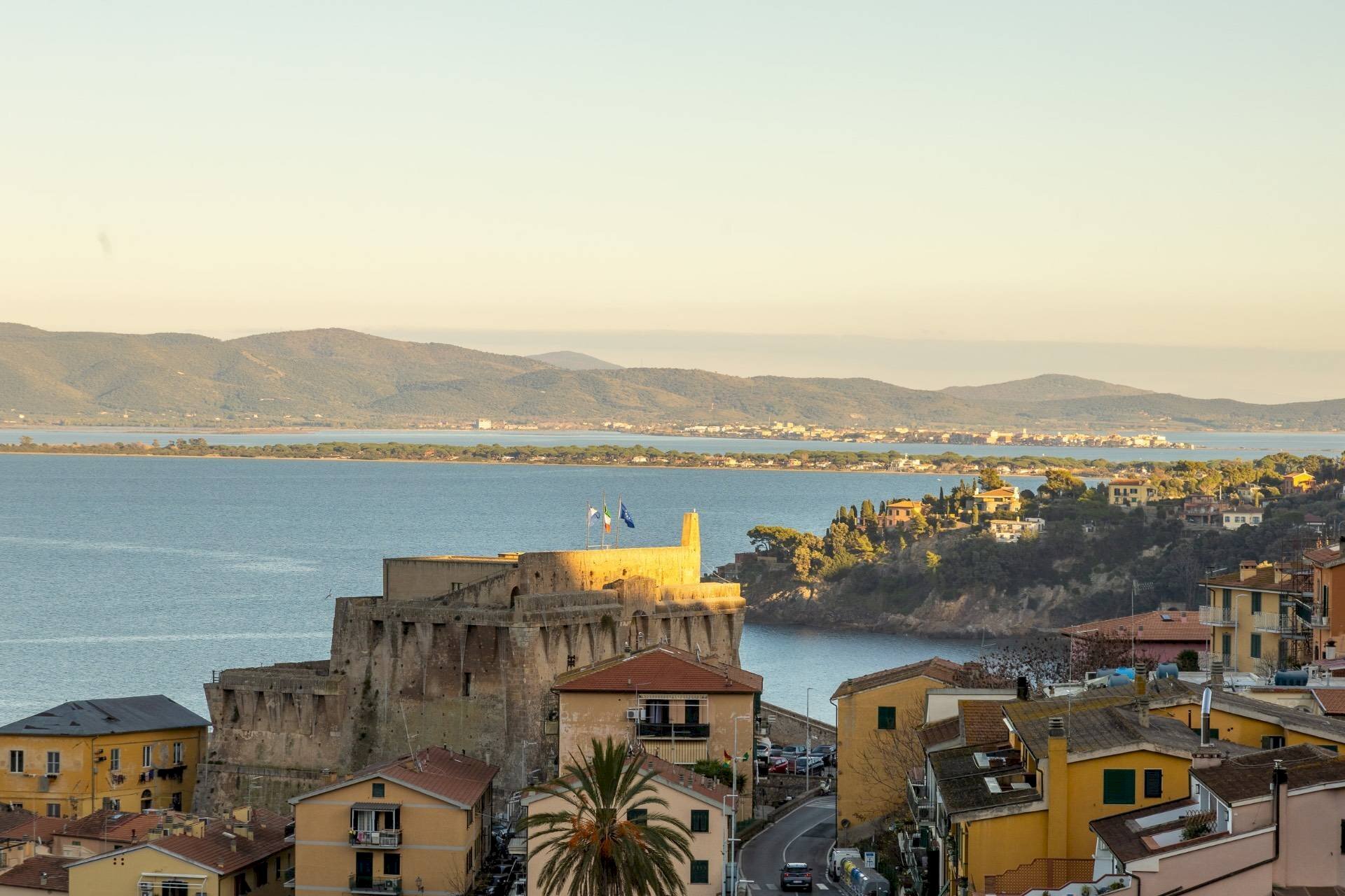 Foto 2 - Attico Strada del Sole
 
32, Monte Argentario - foto 2