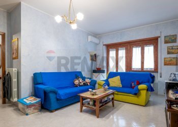 Soggiorno - Trilocale Via Castropignano
 
31, Roma - foto 5