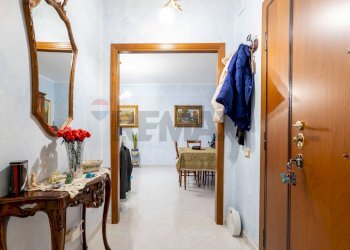 Hall / corridoio - Trilocale Via Castropignano
 
31, Roma - foto 9