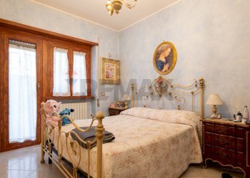 Camera / camera da letto - Trilocale Via Castropignano
 
31, Roma - foto 23