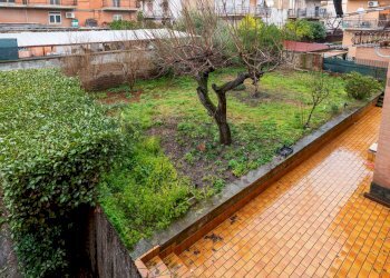 Giardino - Trilocale Via Castropignano
 
31, Roma - foto 33