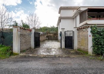 Casa all\'aperto - Appartamento Via Paolo Pericoli
 
113, Roma - foto 3