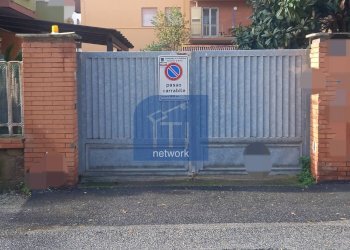 Foto 1 - Box via Olanda, Pomezia - photo 1