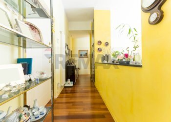 Hall / corridoio - Trilocale Sori - foto 24