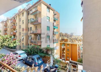 Edificio all\'aperto - Trilocale Genova - foto 6