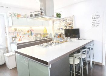 Cucina - Appartamento Vezzano Ligure - foto 4