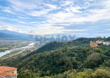 Vista delle montagne - Appartamento Vezzano Ligure - foto 19