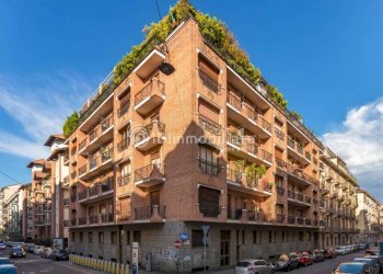 Facciata - Bilocale via Cesare Balbo, 29, Torino (zona Vanchiglia) - foto 1