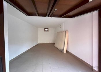 Box auto - Two-room apartment via della Vittoria, Margarita - photo 10