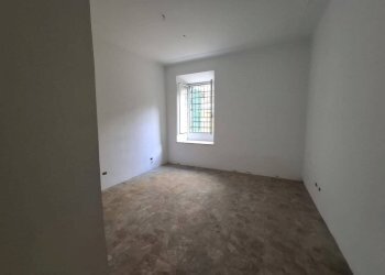 Camera da letto - Trilocale via Eleonora d'Arborea, 38, Roma - foto 6