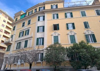 Facciata - Trilocale via Eleonora d'Arborea, 38, Roma - foto 44