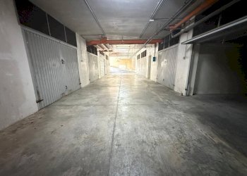 Foto 5 - Box Via Patturelli
 
2, San Nicola la Strada - foto 5