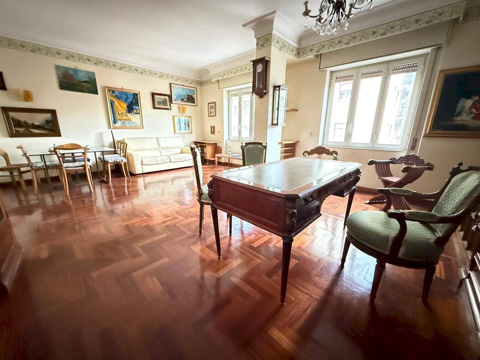 Foto 1 - Trilocale Via Roma
 
188, Caserta - foto 1