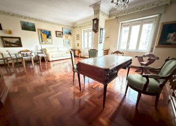 Foto 1 - Trilocale Via Roma
 
188, Caserta - foto 1