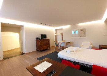 3 zona giorno-notte - Bilocale via Aurelia, Genova (zona Nervi) - foto 4