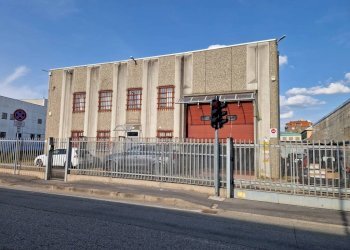 Facciata - Capannone via Cristina Belgioioso, Baranzate - foto 1