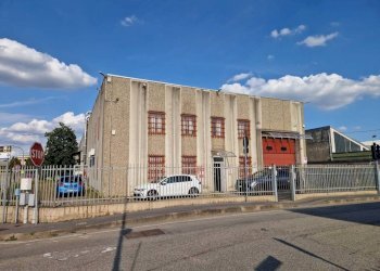 Facciata - Capannone via Cristina Belgioioso, Baranzate - foto 4