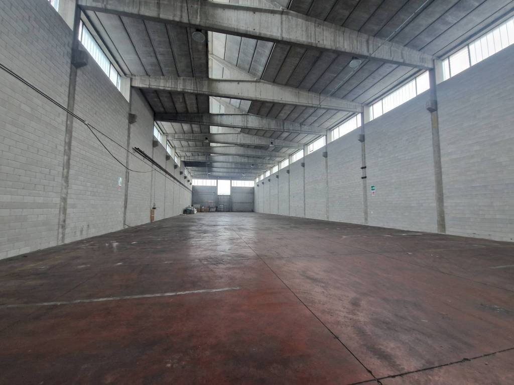 Interno non residenziale - Shed via Giovanni Verga, Lainate - photo 3