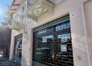 Giardino - Negozio via San Giuseppe Cottolengo, 10A, Biella - foto 3