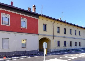 Facciata - Trilocale via Nazionale dei Giovi, 231, Lentate sul Seveso - foto 24