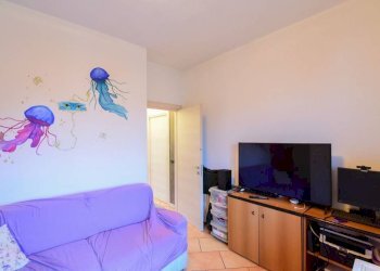 Camera da letto - Three-room apartment via Lazzaretto, 1, Carate Brianza - photo 18