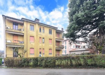 Facciata - Trilocale via Lazzaretto, 1, Carate Brianza - foto 22