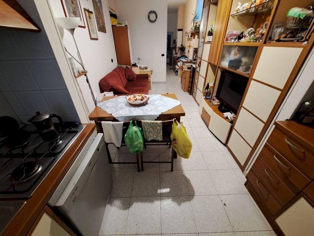 Soggiorno - Two-room apartment via Antonio Aldini, 16, Milano (neighborhood Quarto Oggiaro) - photo 2