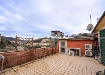 VIA BORZOLI 131_14-26 - Bilocale via Borzoli, 131, Genova (zona Borzoli) - foto 1