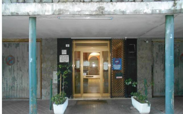 Interno palazzo - Trilocale all'asta via Privata Schiappacasse, 9/4, frazione San Massimo, Rapallo - foto 3