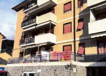 Facciata - Trilocale all'asta via Tre Scalini, 3, frazione San Massimo, Rapallo - foto 3