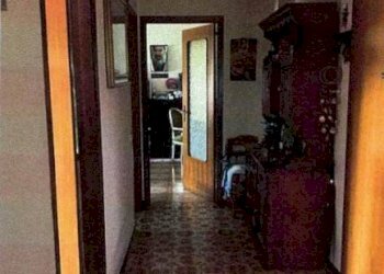 Corridoio - Trilocale all'asta via Tre Scalini, 3, frazione San Massimo, Rapallo - foto 4