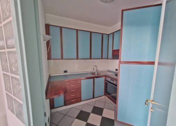 Cucina - Trilocale via al Poggio, Luvinate - foto 16